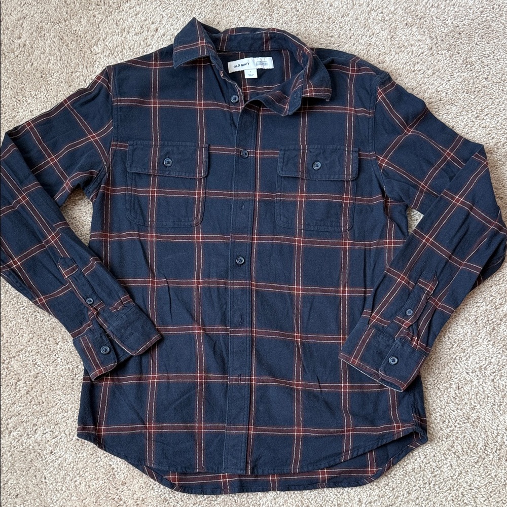 Old Navy Regular Fit Men's Dark Plaid Button Down Shirt, size small